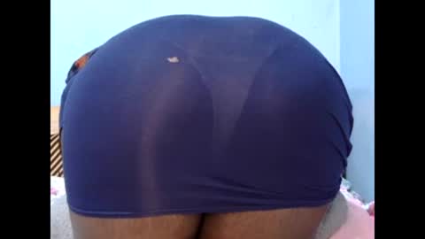 beckyswee online show from December 5, 9:50 am