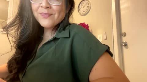 bella_dulce online show from February 12, 7:13 pm