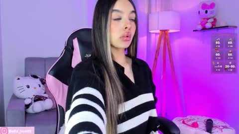 bella igbella hunttt online show from March 18, 6:51 am