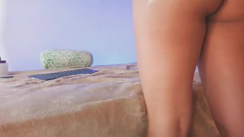 Betsy online show from October 16, 6:38 am