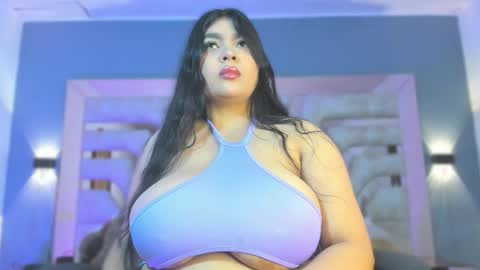 bellaboobs_ online show from September 8, 7:46 pm