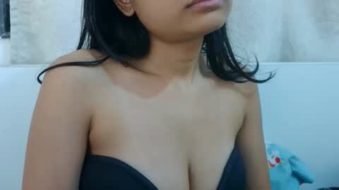 bellacrystall online show from March 20, 7:13 am