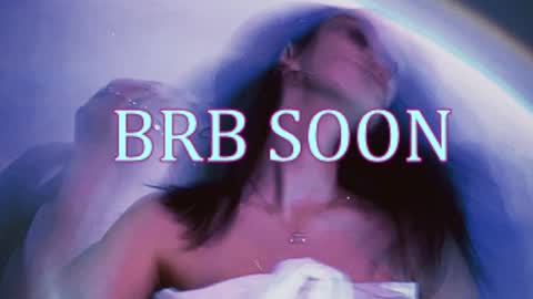 bellaparker_ online show from November 24, 9:11 am