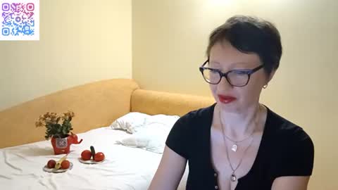 Emma online show from July 8, 7:38 pm