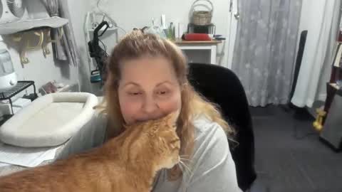 Bellavoca online show from February 20, 12:53 am