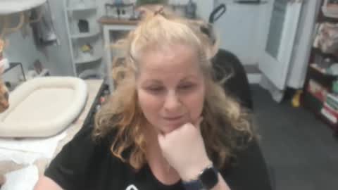 Bellavoca online show from November 22, 10:34 pm