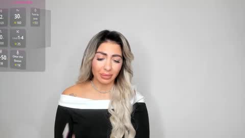 LucyJelly online show from December 31, 5:18 pm