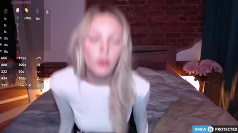 BELLEAN  online show from February 10, 4:58 pm