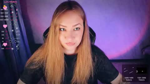 Your Annabelle Wolf  online show from September 9, 7:24 pm