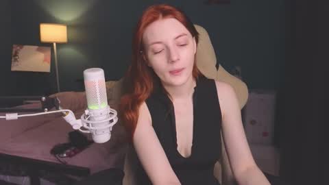 Alice online show from November 21, 11:45 am