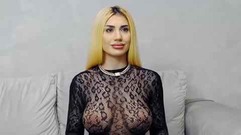 bethierusse online show from January 22, 11:11 pm