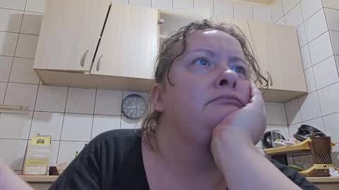 bethnorth online show from September 29, 5:34 am