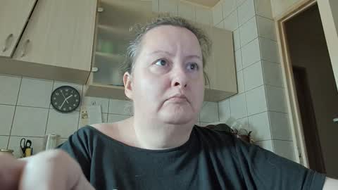 bethnorth online show from December 16, 11:27 am