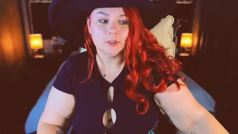 betttydark online show from November 1, 3:32 am