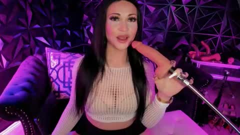 NatashaxoBangs online show from December 1, 6:39 am