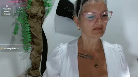 bibiana online show from April 4, 11:20 am