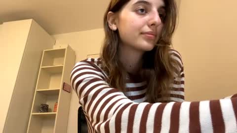 Lina online show from May 24, 6:07 pm