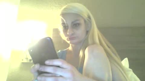 Pretty Pettie Princess online show from May 31, 1:55 am