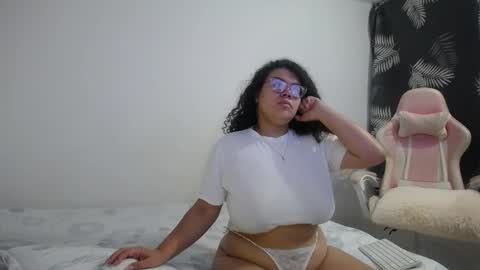 Bianca Tuesday to Sunday from 2am to 6am UTC-5 online show from November 20, 10:05 am