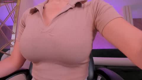 Bianca Pierce online show from February 26, 11:32 am