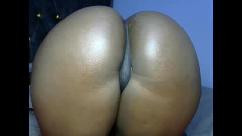 bbw online show from October 27, 12:01 pm