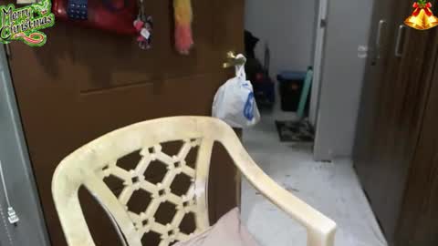 bigboobslyn online show from December 18, 6:56 pm