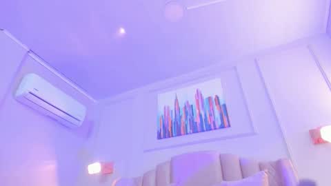   online show from November 14, 10:15 am