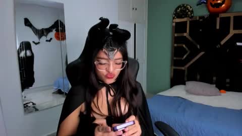 Billie online show from October 29, 11:40 pm