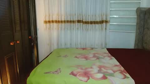 kristal and jim online show from November 18, 11:48 pm