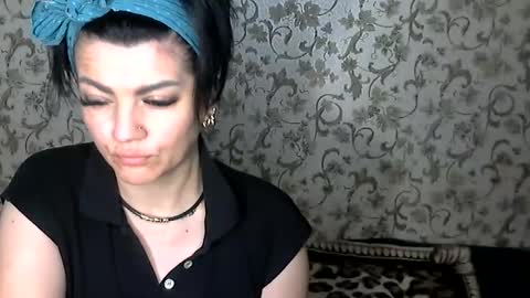 black_hot_01 online show from November 10, 11:22 pm