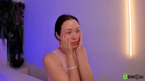 Jenny online show from October 22, 9:47 am