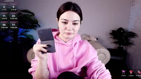 Mon Mon online show from March 29, 2:43 am