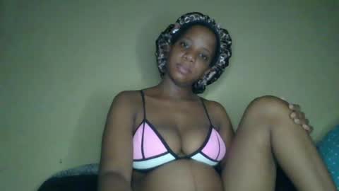 Blackqueen online show from April 18, 4:04 am