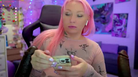 Alice online show from February 23, 7:01 pm