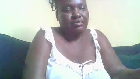 Snapshot of blackfairy2021 chatting on October 17, 6:33 pm blackfairy2021 online show from October 17, 6:33 pm