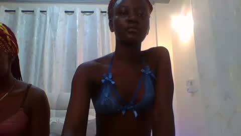 Blackmela online show from December 16, 1:31 am