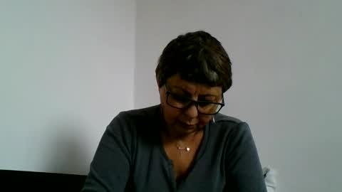 Black Widow online show from November 10, 8:53 am