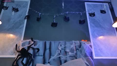 Snapshot of blairjones_ chatting on October 21, 2:54 pm blairjones_ online show from October 21, 2:54 pm