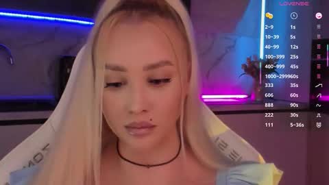 Lana online show from November 15, 12:39 pm