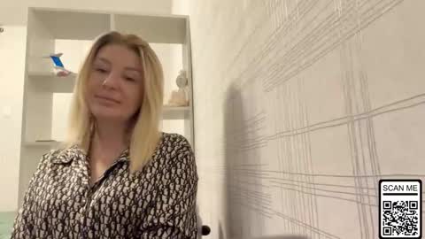 blondie_xoxoxo online show from October 14, 7:00 am