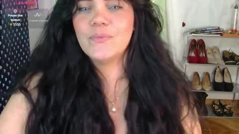 kate online show from April 12, 1:41 am