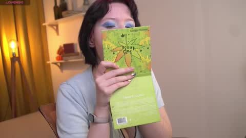 bluebeell online show from November 27, 9:28 pm