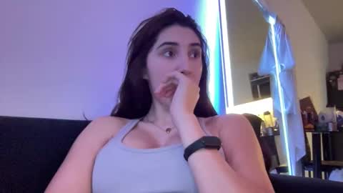 bluedacunha online show from April 13, 2:35 am