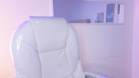        online show from November 30, 12:42 pm