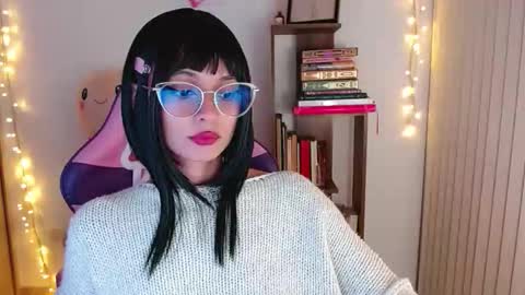 Im Abril .. Nice to meet you  thumb up me please its important  INDEPENDENT MODEL online show from January 13, 2:39 am