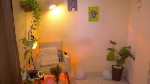 FLORAA online show from April 12, 7:27 pm