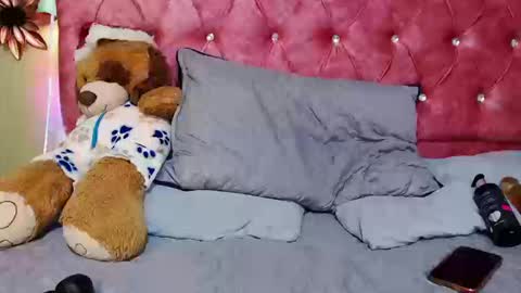 Violette 3 online show from September 19, 11:26 pm