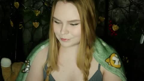 blushing_star online show from March 3, 4:35 pm