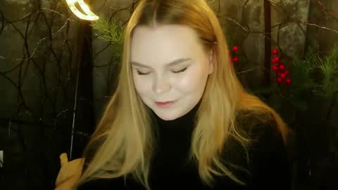 blushing_star online show from February 9, 4:09 pm