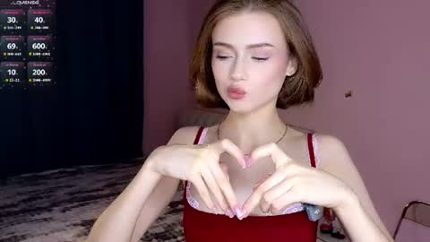 Mary online show from August 1, 4:53 pm